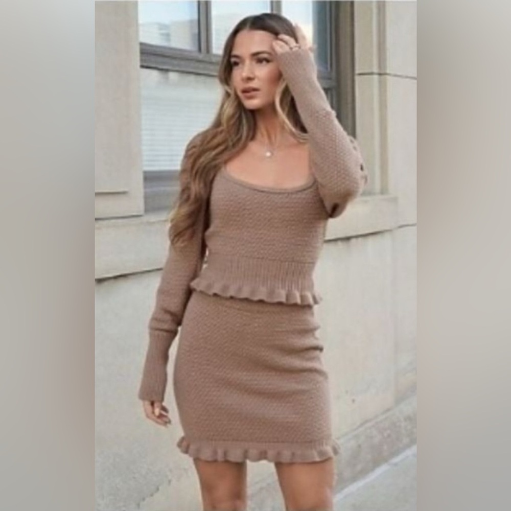 Express matching set Knit Skirt Set NEW